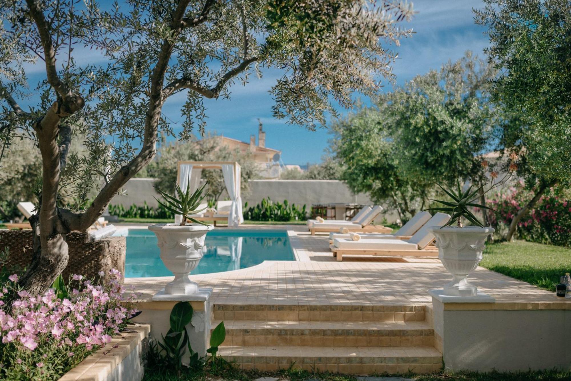 Nereides Luxury Villas กาโตอัลมีรี ภายนอก รูปภาพ