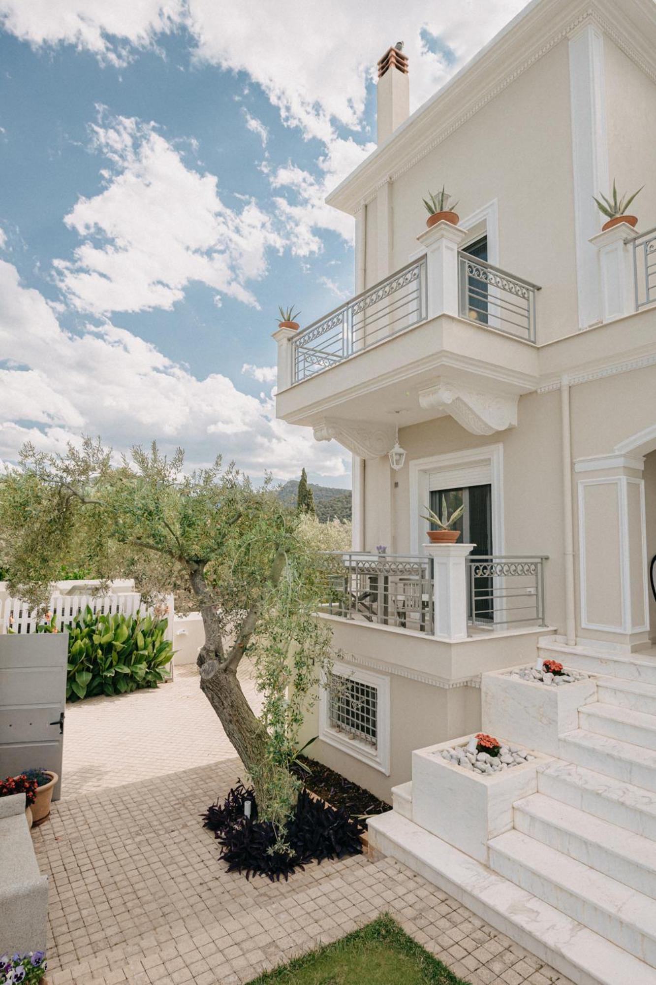 Nereides Luxury Villas กาโตอัลมีรี ภายนอก รูปภาพ